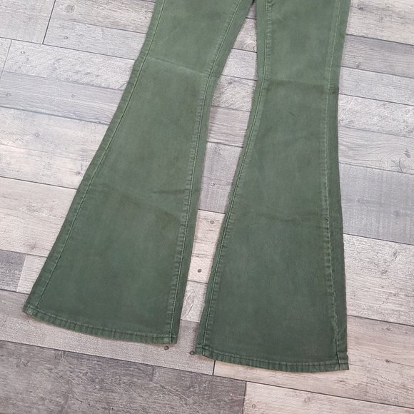Free People Jayde Corduroy Flare Jeans 25 UK 4 Green High Rise We The Free BN - Picture 4 of 11